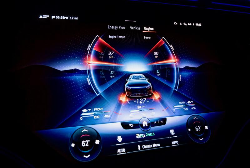 Anyone who is smartphone-fluent will eventually not only make peace with the myriad systems and controls of the EQS, but even come to appreciate them—or most of them anyway.