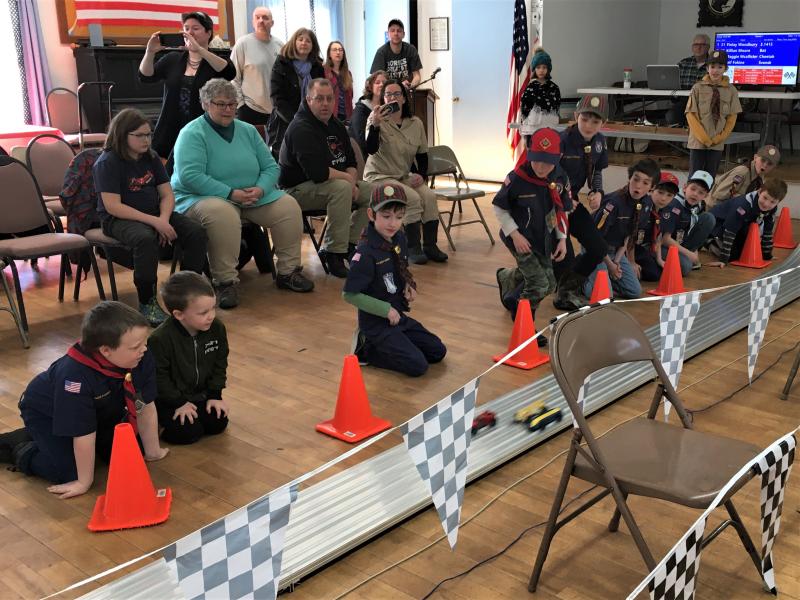 My youngest sons last Pinewood Derby cars. One legal one outlaw. :  r/cubscouts