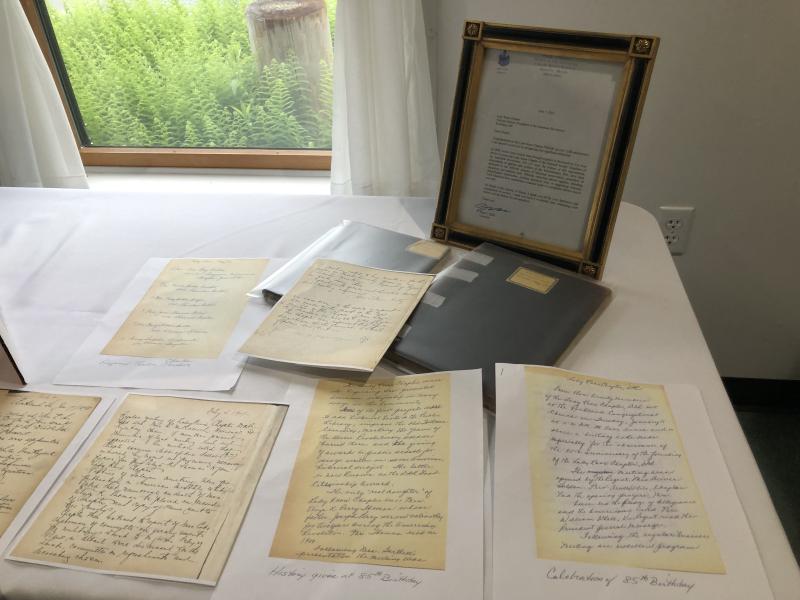 Early documents and Secretary books w congratulatory letter from Governor Mills. (Photo courtesy Lady Knox Chapter, Daughters of the American Revolution)