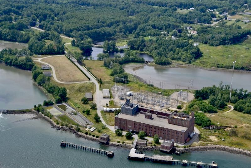 View of Birch Point, Wiscasset in 2012 after Mason Station’s oil storage tanks had been disassembled and removed from the property. Gone too from the roof are the electrostatic precipitators used for air filtration. File photo