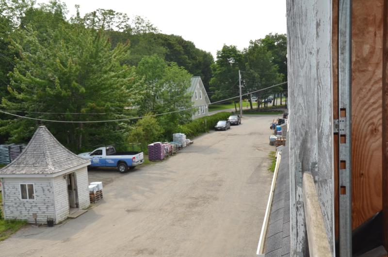 A view down the alley at Rankin’s Hardware and Supply. (Photo by Lynda Clancy)