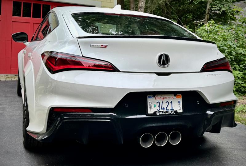 The most ‘arresting’ view of the Type S and the one many motorists will be treated to as it goes by in the left lane. The three exhaust trumpets—for a four-cylinder engine—growl, spit and pop in Sport+ mode. Instead of the Honda Type R’s giant, look-at-me wing, the rear deck of the Type S ends in a low-profile lip.