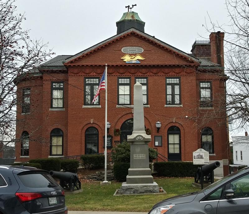 Belfast Metropolis Council to debate consolidating polling areas, subdivision right-of-way, and Montessori college lights