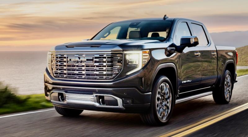The Sierra Denali Ultimate is a posh truck that, despite its fitments and price, hasn’t forgotten how to work. Super Cruise makes it a willing ally on the highway, too. This color is Titanium Rush Metallic over Alpine Umber.