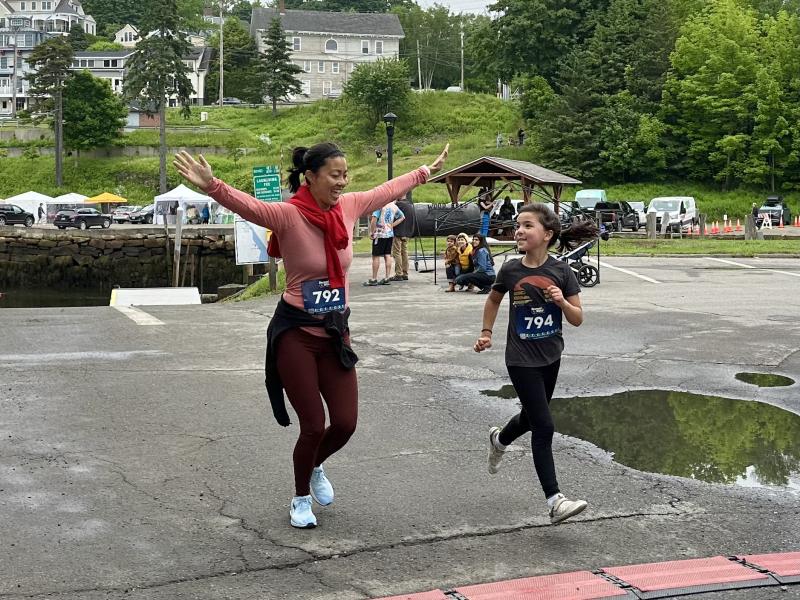 Mother and daughter. (Photo courtesy Rockport Public Library)