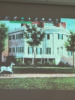 The original Montpelier mansion was built along the St. George River, a short distance from today’s Henry Knox Museum.