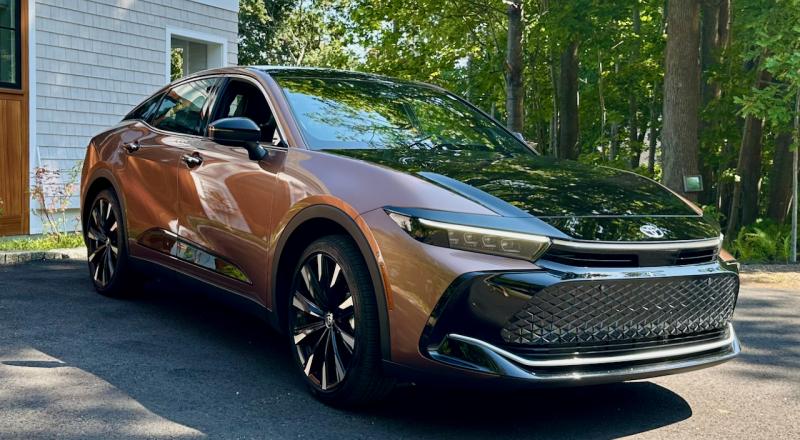 That’s a Toyota? Something of a mystery sedan, the Crown glides through traffic, drawing notice because of its sleek shape and this handsome two-tone finish called Bronze Age over Black. Nightshade is a new color and trim level for 2025.