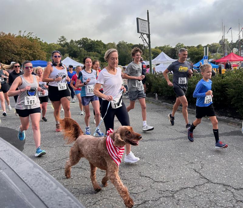 Dedicated runner Becky Flanagan and Rowan step out into the 5K. (Photo by Lynda Clancy)