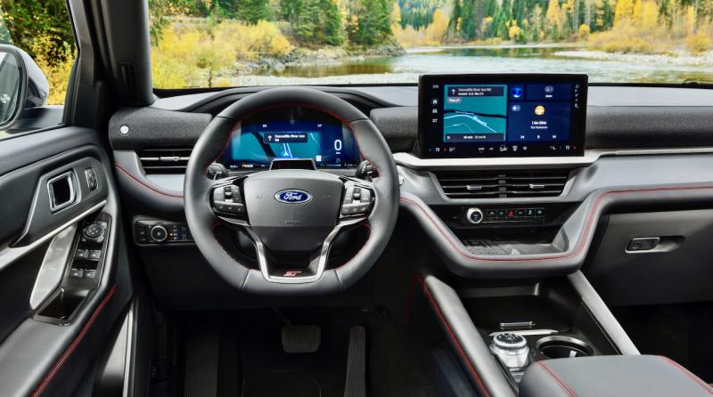 The ST wheel, with grips at 10:00 and 2:00, fills the hands nicely. As a top-end trim, the ST gets a large helping of features ranging from a B&O stereo and heated rear seats to the Ford Digital Experience and this new 13.2-inch touchscreen. The driver’s 12.3-inch digital instrument panel is new also. There’s no in-windshield head-up display, but navigation directions can be sent to either or both of these screens. The ST wheel, with grips at 10:00 and 2:00, fills the hands nicely. As a top-end trim, the ST gets a large helping of features ranging from a B&O stereo and heated rear seats to the Ford Digital Experience and this new 13.2-inch touchscreen. The driver’s 12.3-inch digital instrument panel is new also. There’s no in-windshield head-up display, but navigation directions can be sent to either or both of these screens.