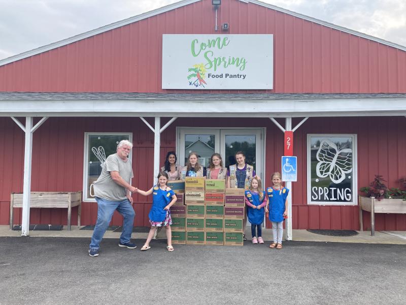 Come Spring Food Pantry recurved cookies from Addie and Rinny of 1711, Myf of 1562, Lorelei of 191, Bella and Clara of 548, and Soph, Juliette in Knox. (Photo courtesy Trina Schroeder) Come Spring Food Pantry recurved cookies from Addie and Rinny of 1711, Myf of 1562, Lorelei of 191, Bella and Clara of 548, and Soph, Juliette in Knox. (Photo courtesy Trina Schroeder)