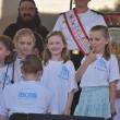 The Chickadees sang the Star Spangled Banner. (Photo by Sarah Thompson)