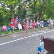 More kids in crowd