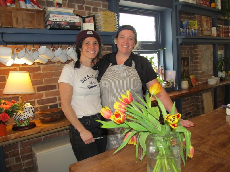 Anna Hymanson and Kelsey Woodworth. Photo by Kay Stephens