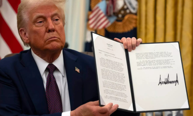 Photo Credit: AP Photo/Ben Curtis
