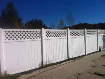 White Vinal fence (Standish)
