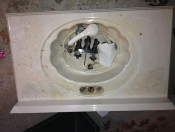 Free bath sink (Wells)