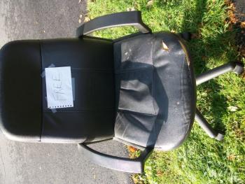 Curb alert...Chair (Augusta)