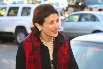 Sen. Olympia Snowe (R-Maine) in Camden Nov. 1. (Photo by Holly S. Edwards)