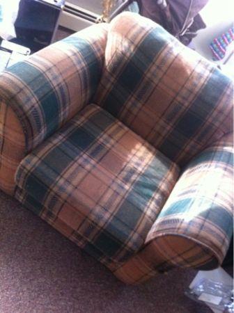 Oversized Chair (Gorham)