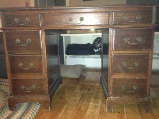 Desk (Belfast)