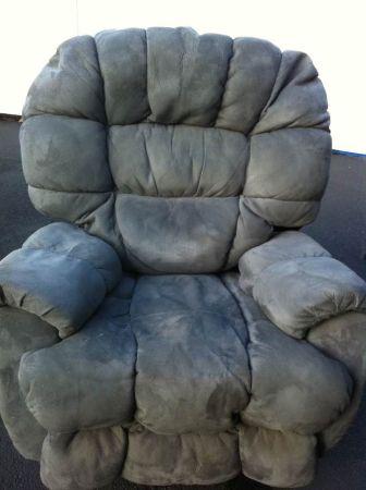 Free recliner (Windham)