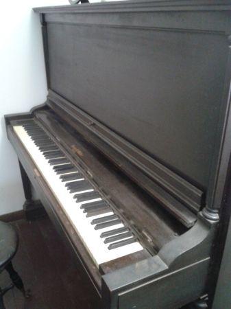 Free Piano (Brunswick)