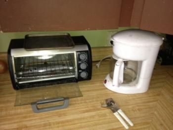 Lots of Free Furntiture, TV, ETc (Arunde)