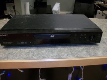 FREE SONY DVD PLAYER (South Portland)