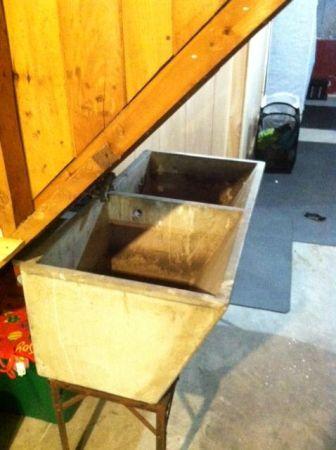 Old cement 2-bay basement wash sink (Cape Elizabeth)