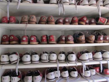 Oakland Lanes bowling, cheap dates