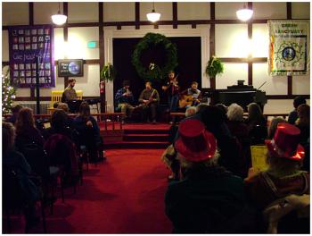 Curlew performs traditional Irish instrumental music at the Unitarian Universalist Church. (Photo by Ethan Andrews)