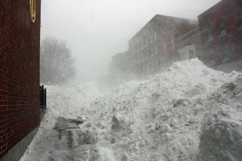 The barely passable sidewalk in front of Camden National Bank. (Photo by Holly S. Edwards)