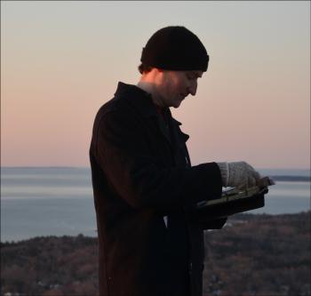 A minister and his Bible. (Photo by Lynda Clancy)