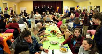 Fiesta Guatamala fills the First Congregational Church Meeting Room March 3 with music, laughter and food. (Photos by Chris Wolf)