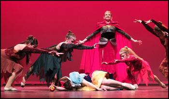 Atlantic Ballet Company's 'Snow White and the Huntresses' (Photo by Chris Wolf)