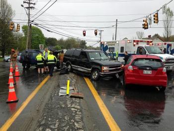 Cars piled up under the lights at routes 17 and 90 in West Rockport Tuesday afternoon. (Photo by Lynda Clancy)