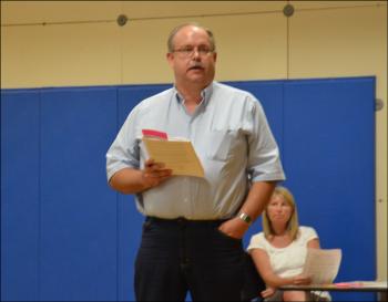 William Pearse, Jr., explains why the Four Town Review Team tasked with reviewing emergency medical service bids ultimately recommended contracting with North East Mobile Health Services instead of Camden First Aid Association. (Photo by Lynda Clancy)