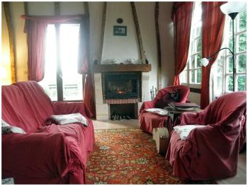 ... And its cozy interior. (Photo by Ari Snider)