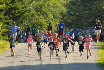 The kids started things off with a 1/2 mile race prior to the 5k. (Photo by Ron Hawkes)