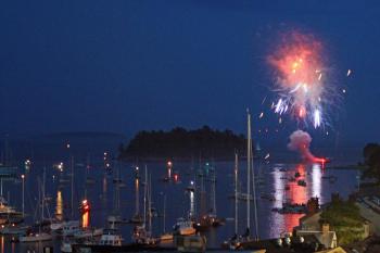 Fourth of July fireworks light up Camden Harbor and Curtis Island Thursday night. (Photo by Holly S. Edwards)