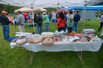 All the people, food, smiles and fun you would hope for and more. (Photo by Ron Hawkes)