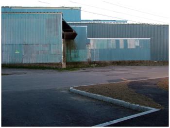 The sharp edges of the new granite curbing has claimed several car tires, according to Mayor Walter Ash, who runs a garage with a towing service. (Photo by Ethan Andrews)