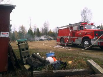 A wide view of the Meadow Road property where the fire took place. (Photo by Ethan Andrews)