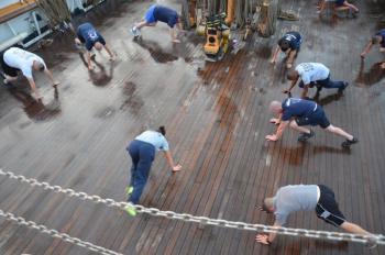 Exercising on the “waist”, 7:30 a.m. (Photo by Lynda Clancy)