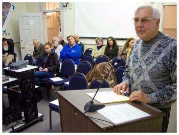 Larry Theye addresses the Council during a pre-meeting session of interviews with city committee candidates. Theye was appointed to the Parks and Recreation Commission. (Photo by Ethan Andrews)