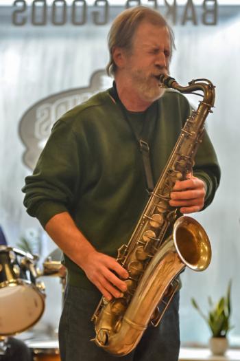 Bret Strombeck sat in with Mike Whitehead (not shown) on flugelhorn for a couple of uptempo numbers. (Photo by Ron Hawkes)