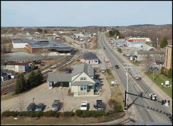 Looking toward Thomaston.