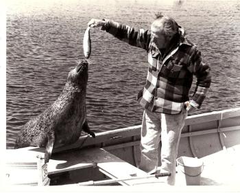 Andre would learn any new trick if fish was involved. Photo courtesy Jim Moore)