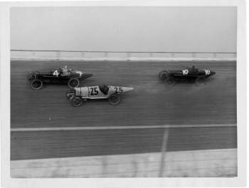 Sheepshead Bay: The 1915 Duesenberg “Benedict Special” (number 25) in its racing glory. The historic racer will be featured with dozens of other notable racing vehicles in the Owls Head Transportation Museum’s exhibition Faster: The Quest for Speed. Credit: The Joseph Freeman Collection