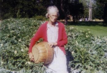 Elsie in the garden, 1980
Photo courtesy Lincolnville Historical Society Elsie Nickerson